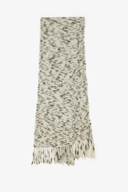 Lloyd Scarf In White/black