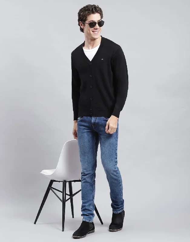 Men Black Solid V Neck Full Sleeve Cardigan